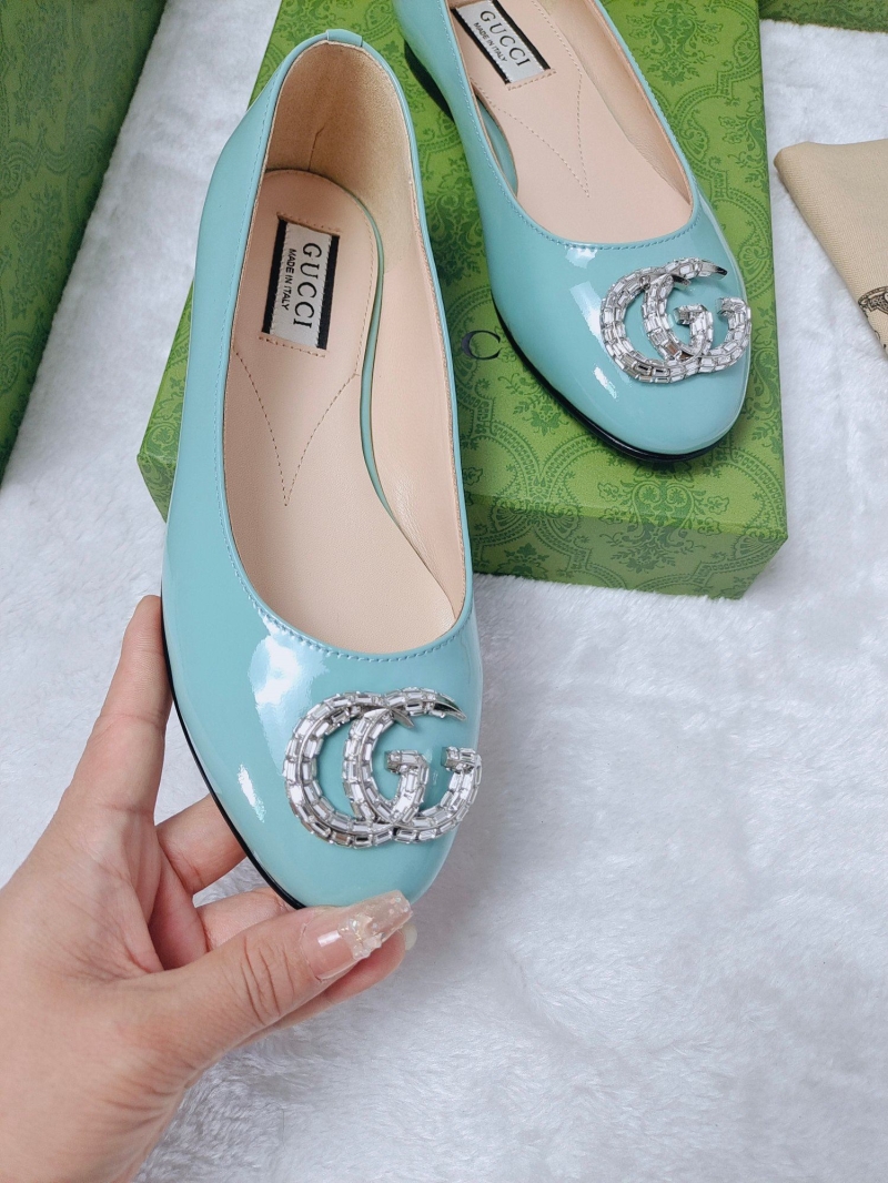 Gucci Flat Shoes